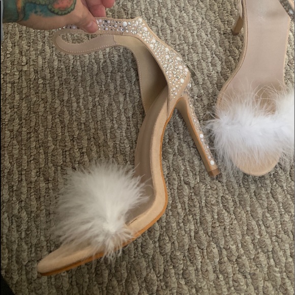 Rhinestones and fuzzy heels - Picture 2 of 5